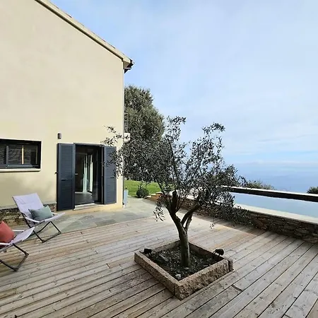 Belle Avec Piscine Et Vue Mer- Hauteurs De Villa *