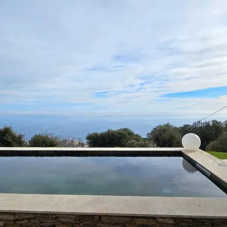 Belle Avec Piscine Et Vue Mer- Hauteurs De *